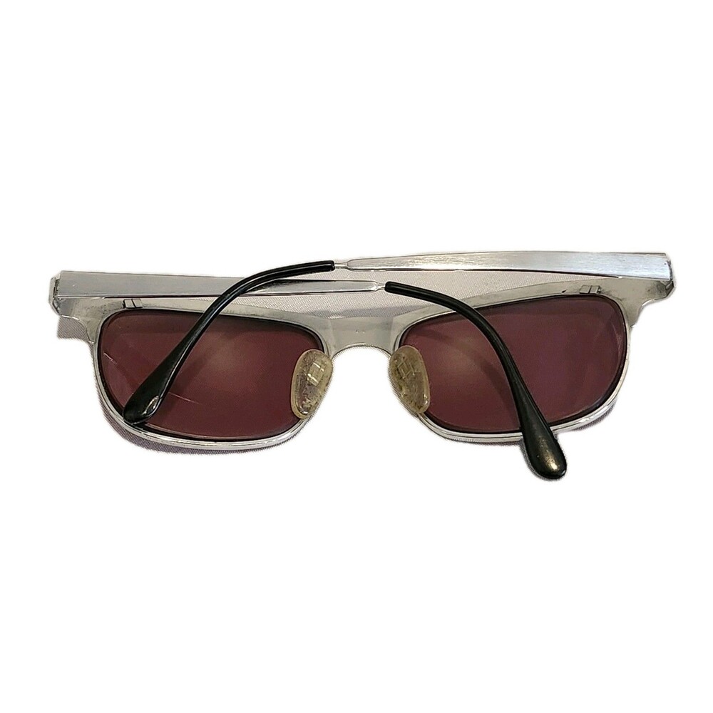 Vintage Ray-Ban Gunmetal Silver Finish Wayfarer Nuevo Purple Lens Sunglasses - Picture 7 of 9